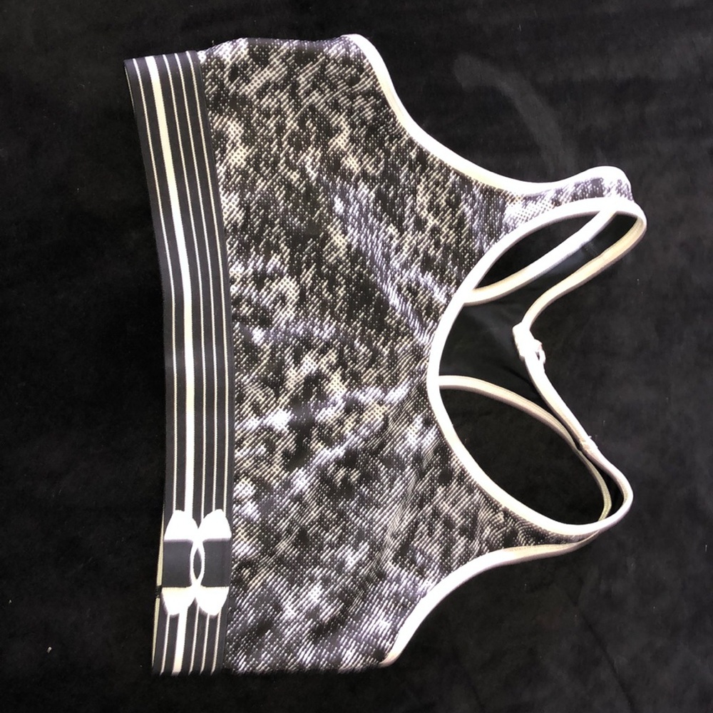 under armour sports bra
